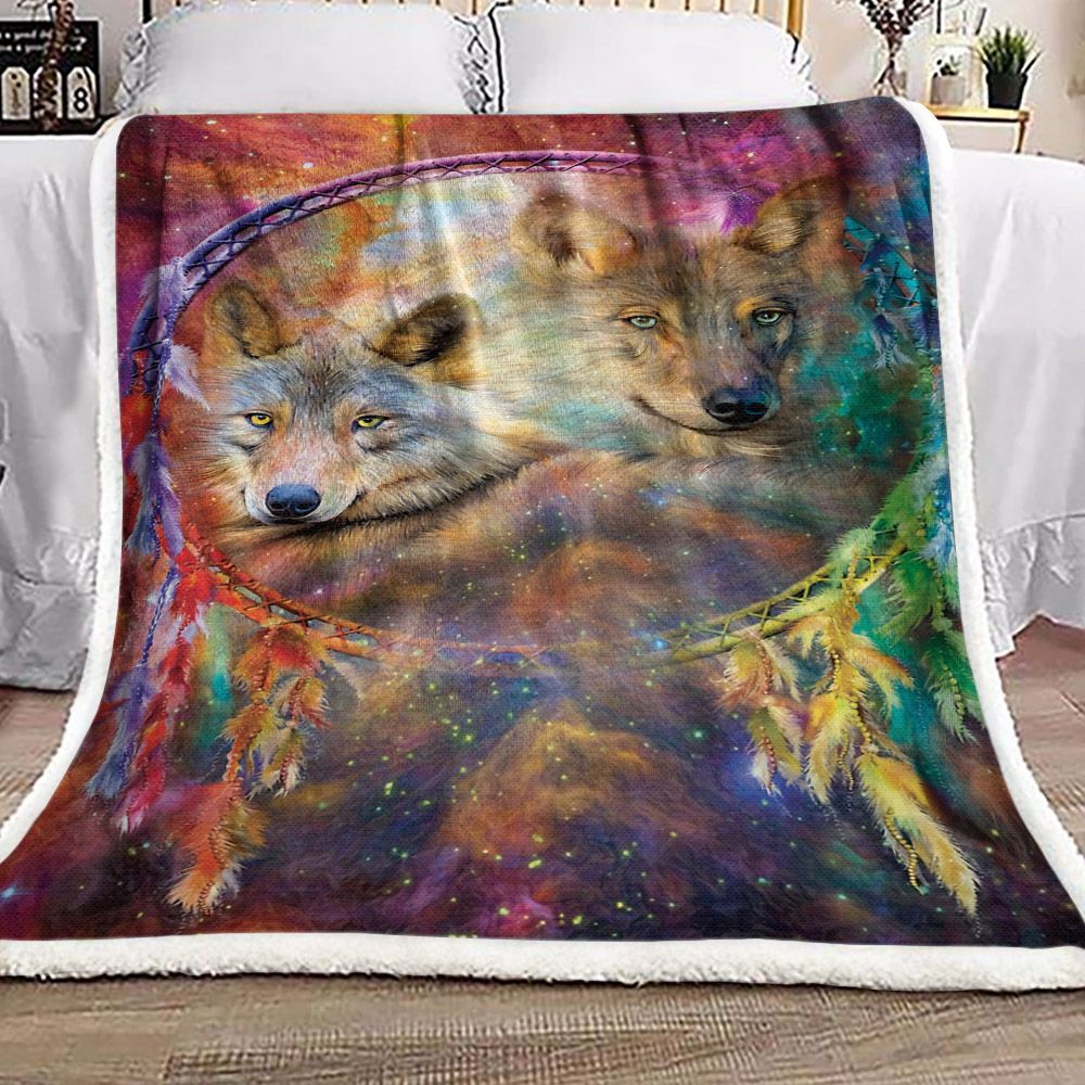 Wolf Sherpa Fleece Blanket