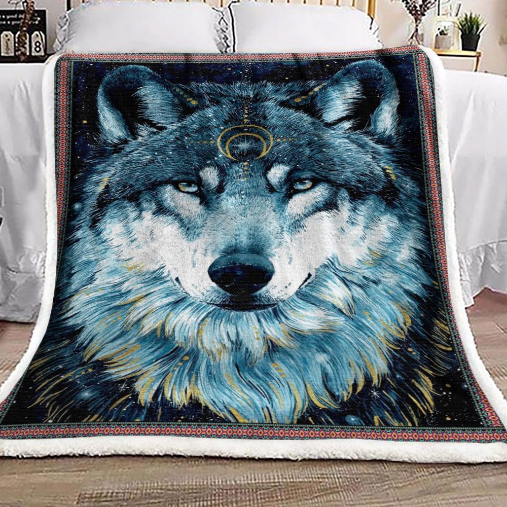 Wolf Sherpa Fleece Blanket
