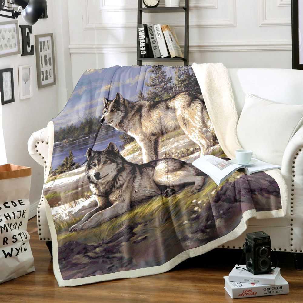 Wolf Sherpa Fleece Blanket