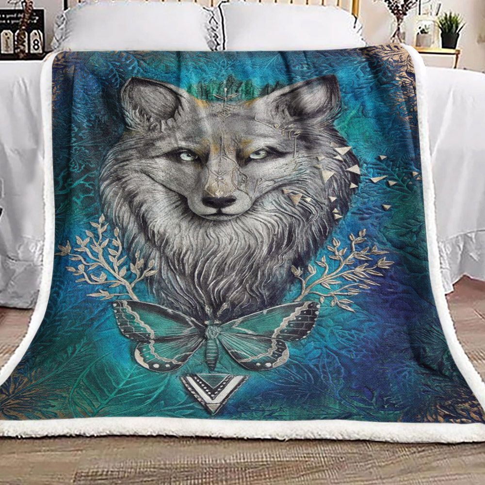 Wolf Sherpa Fleece Blanket