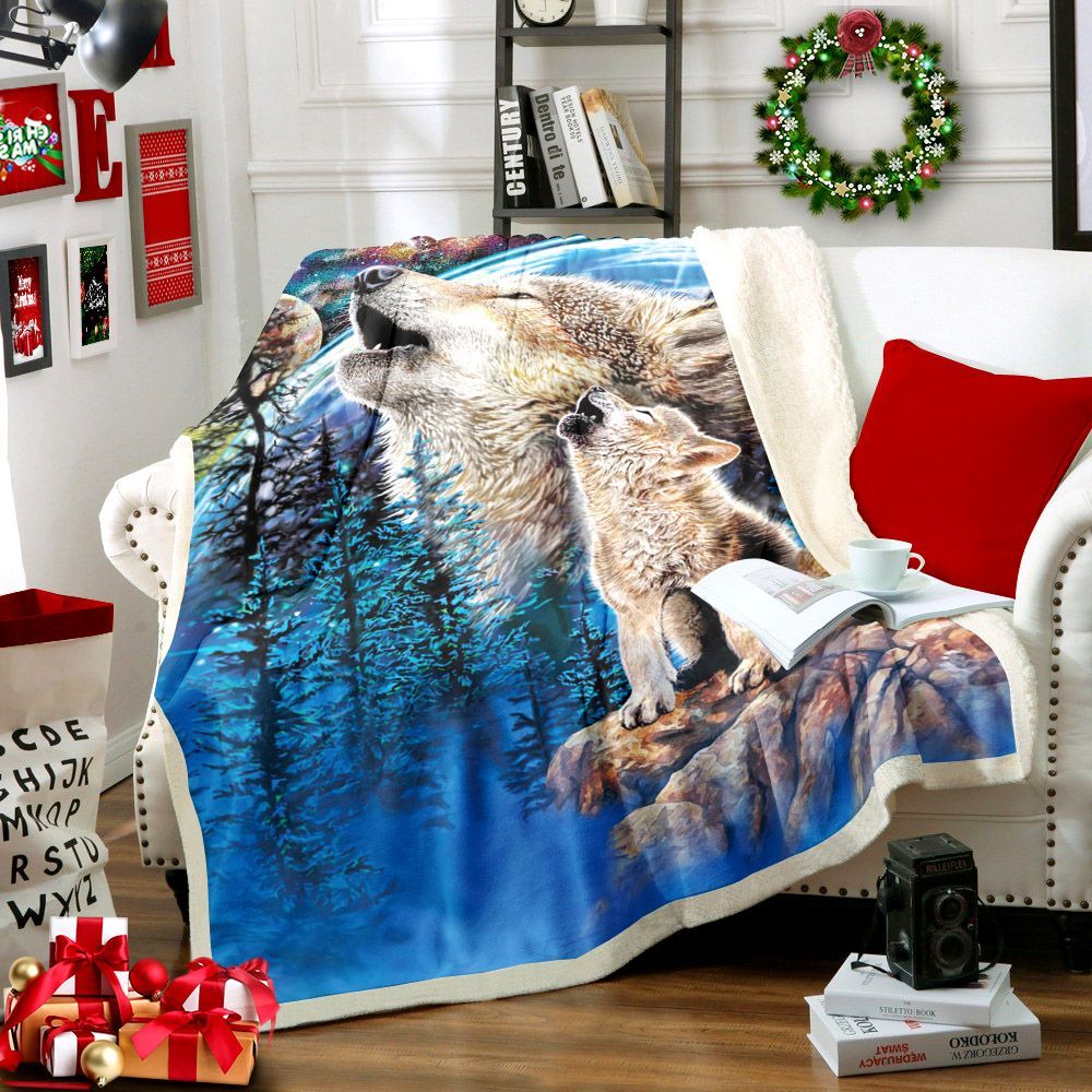 Wolf Sherpa Fleece Blanket
