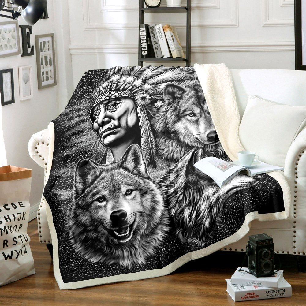 Wolf Sherpa Fleece Blanket