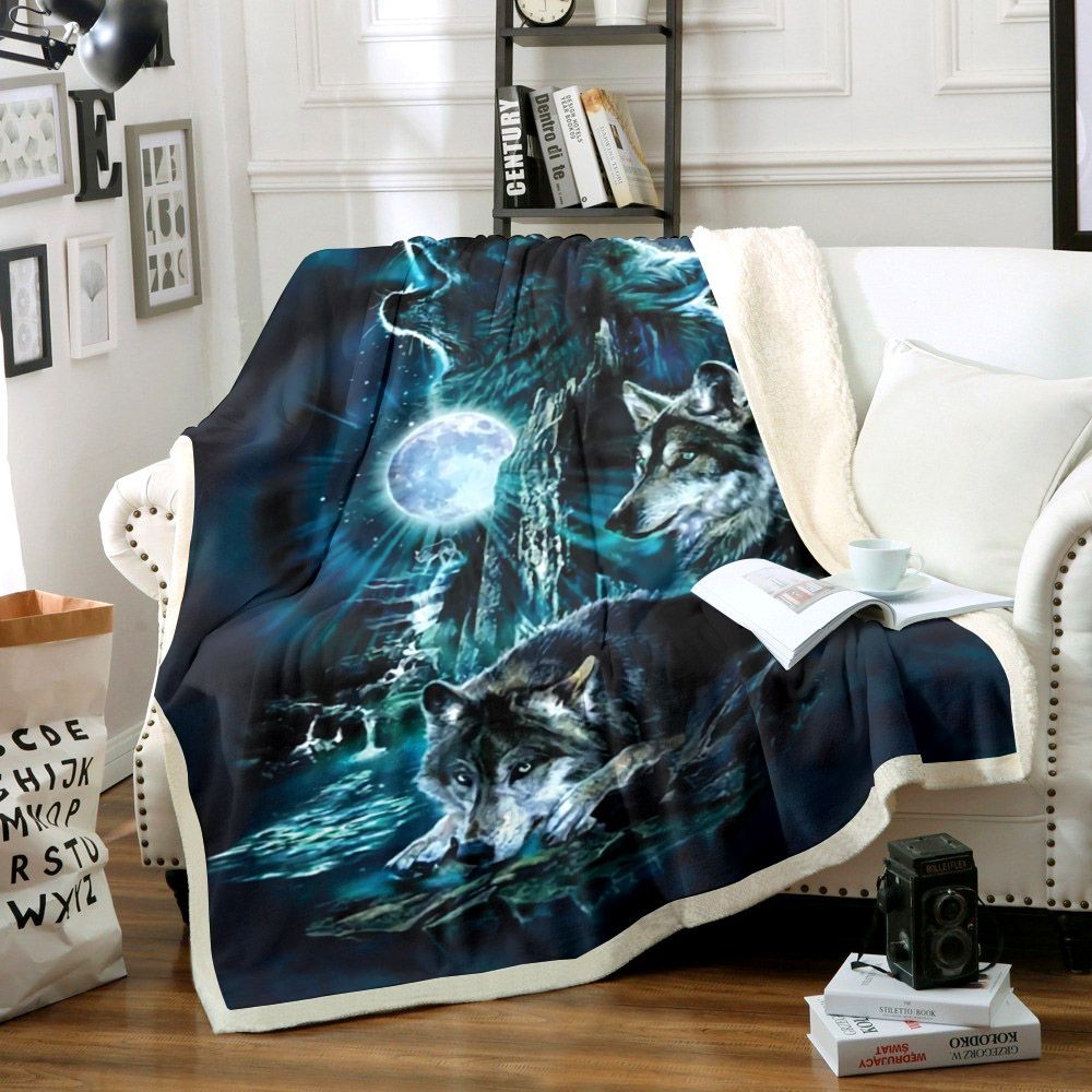 Wolf Sherpa Fleece Blanket