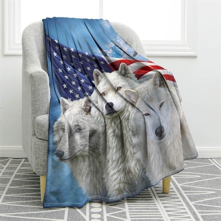 Wolf Usa Flag Sherpa Fleece Blanket