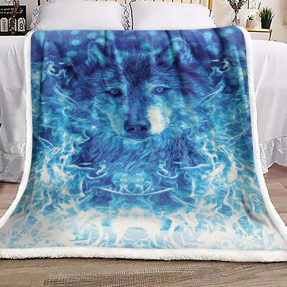 Wolf Sherpa Fleece Blanket