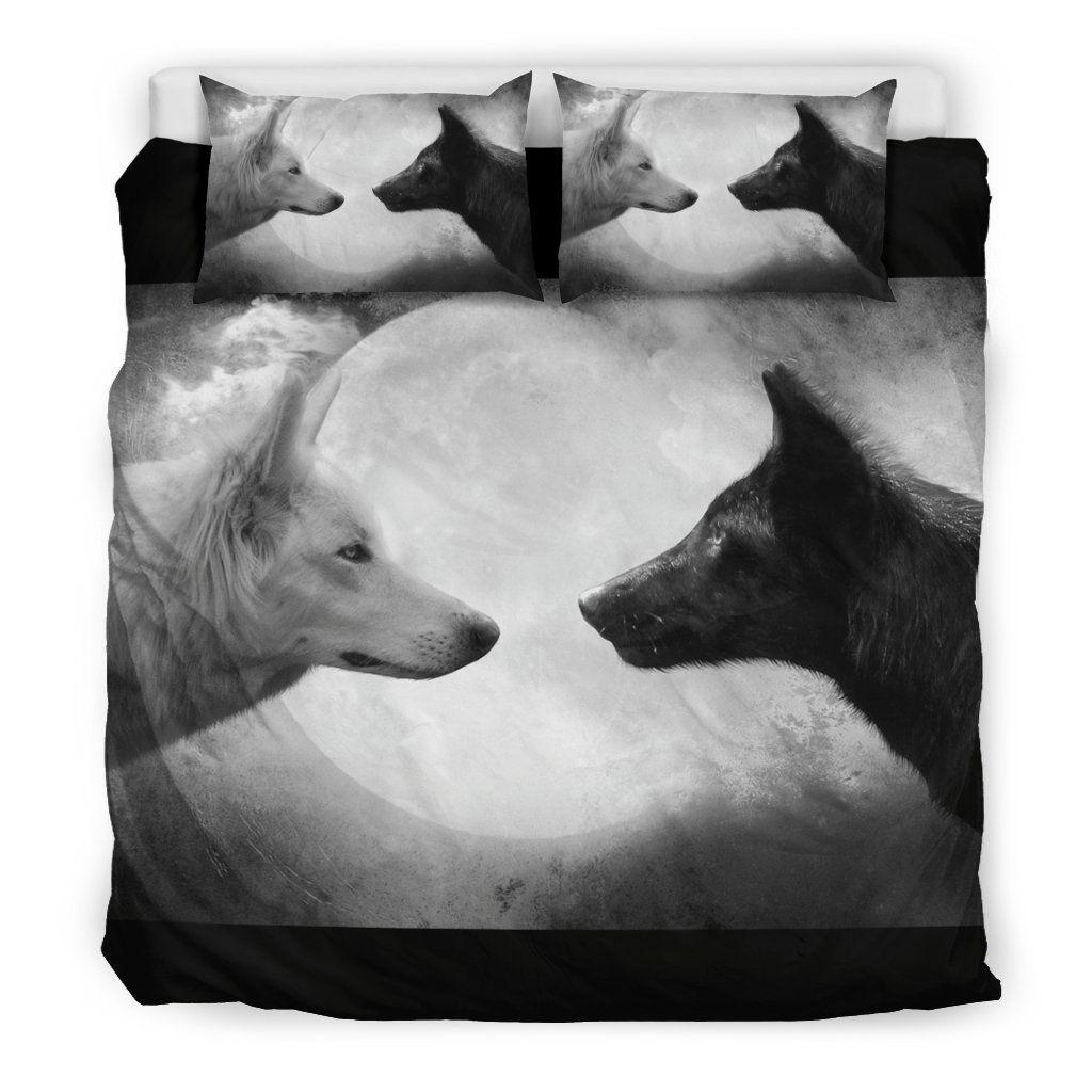 Wolf White And Black Bedding Set