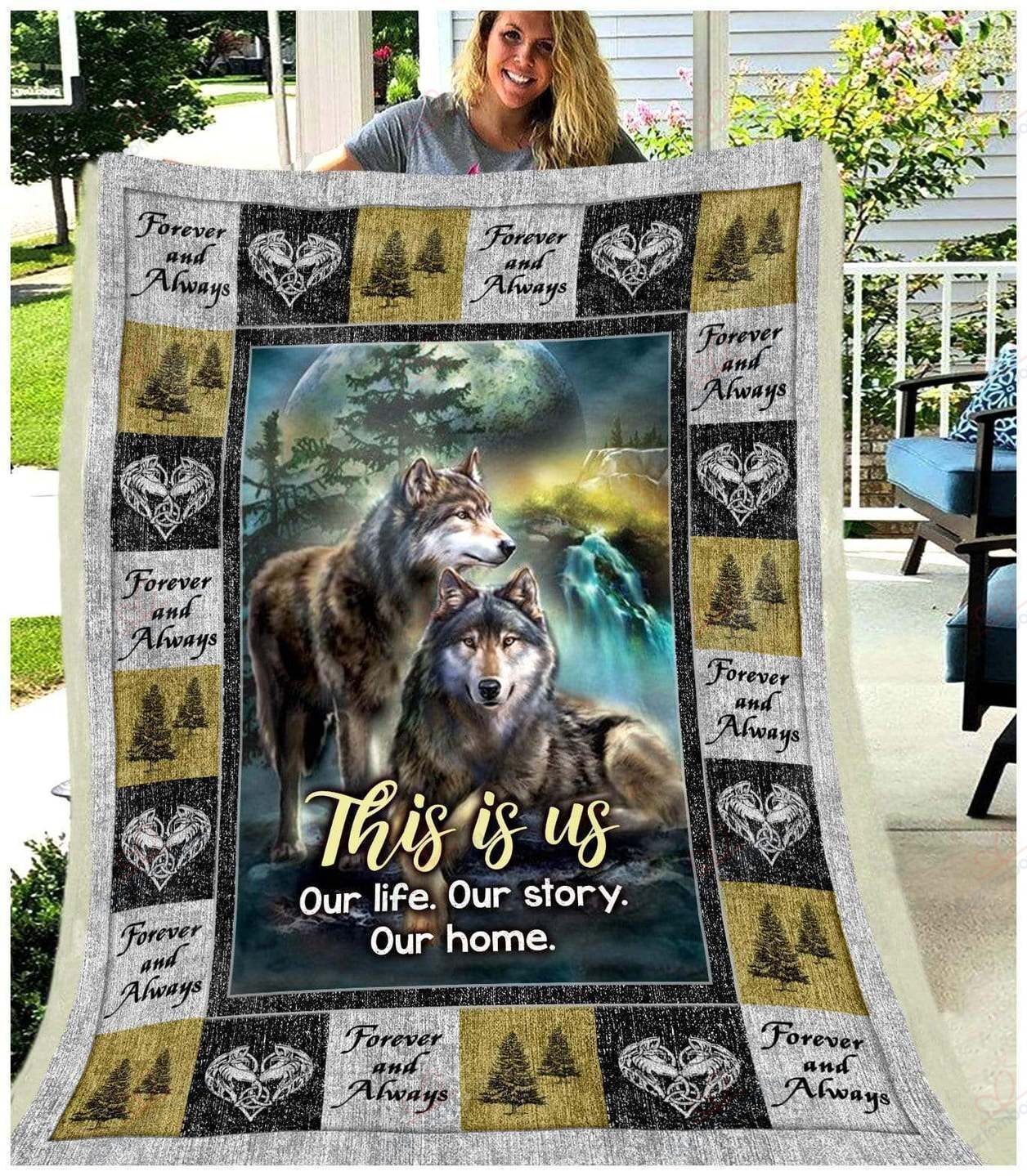 Wolfs Fleece Blanket