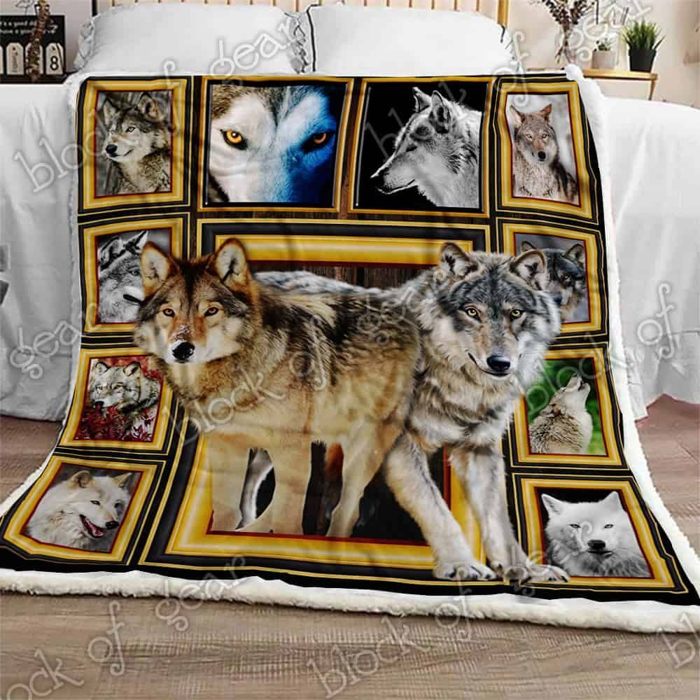 Wolves Life Fleece Blanket