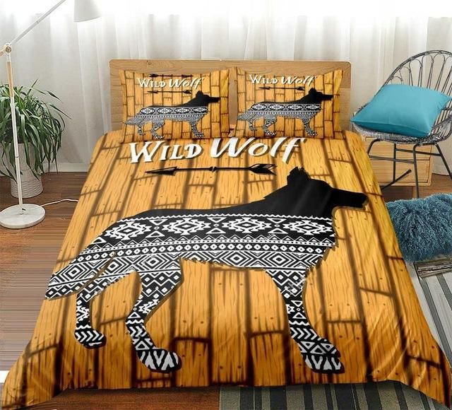 Wood Brown Striped Wolf Bedding Set