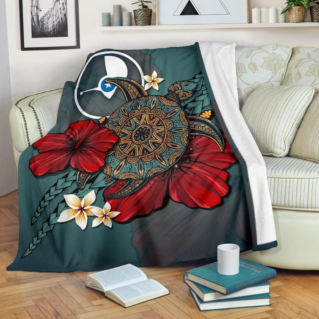 Yap Blue Turtle Tribal Sherpa Fleece Blanket