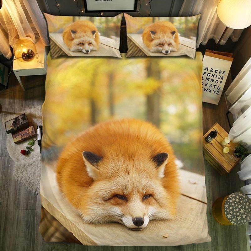 Yellow Fox Tired Bedding Set