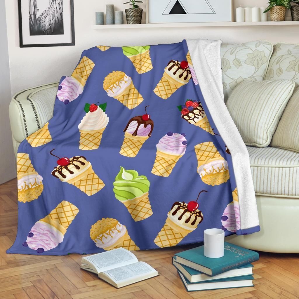 Yummy Colorful Ice Cream Pattern Printed Fleece Blanket